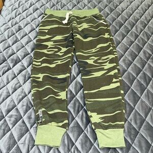 Boys SZ L VINTAGE HAVANA green camo jogger sweatpants